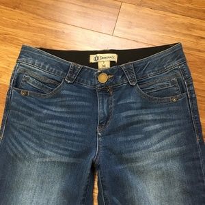 Democracy "Ab" Straight Leg Jeans